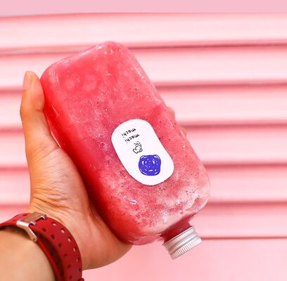 중간 크기의 투명 밀크티 병, 사각형 및 원형 모양, 음료 포장 및 보관 솔루션에 적합