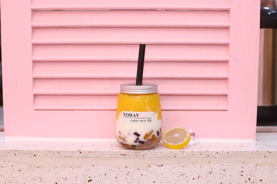 모던 밀크티 병 투명 스크류 뚜껑 내구성이 뛰어나 재사용 가능한 플라스틱 용기 음료 포장 및 보관에 이상적