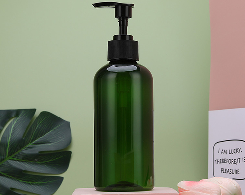 핫 판매 맑은 빈 PET 500ml 샤워 젤 플라스틱 병 헤어 케어 흰색 평면 사각형 샴푸 로션 펌프 플라스틱 병