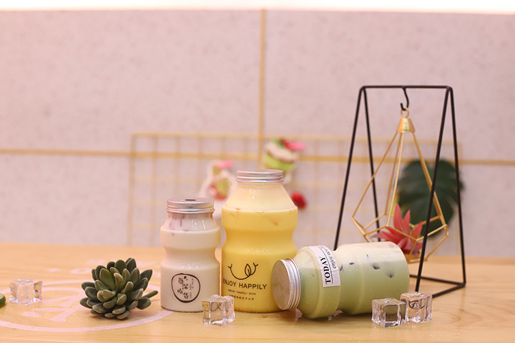 재사용 가능한 이중 벽 사각형 카페 투명 보바 컵 둥글 투명 500ml 주스 차 컵 짚